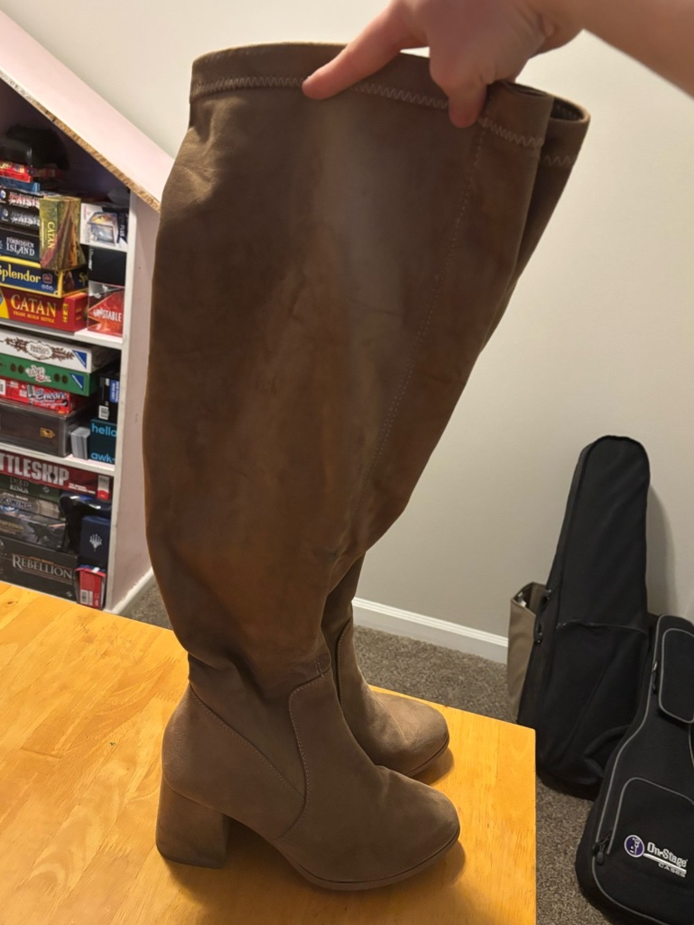 Tan Thigh-High Heeled Boots (9WW)